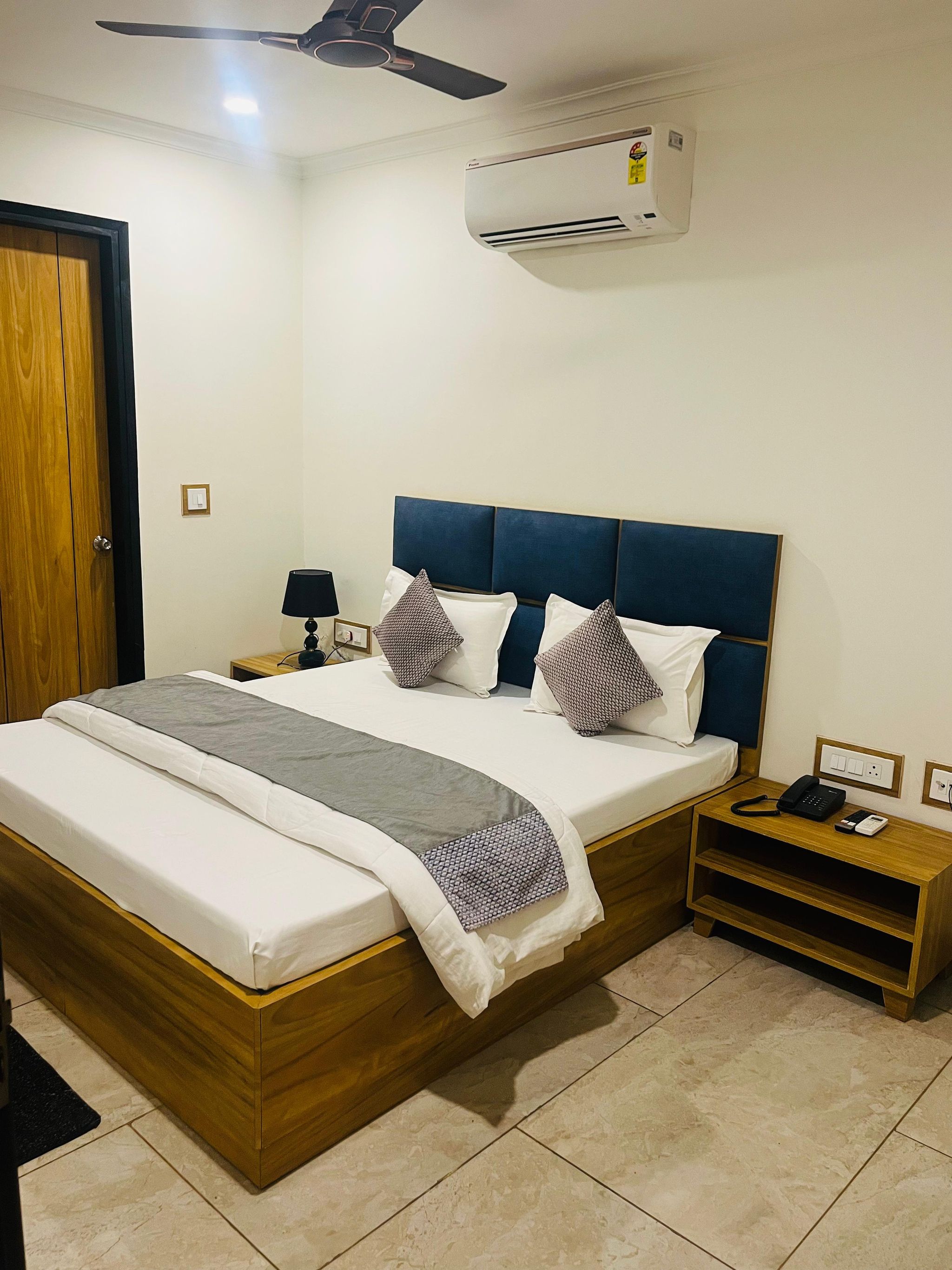 Hotel Andies, Mohali Deluxe Double Room  3