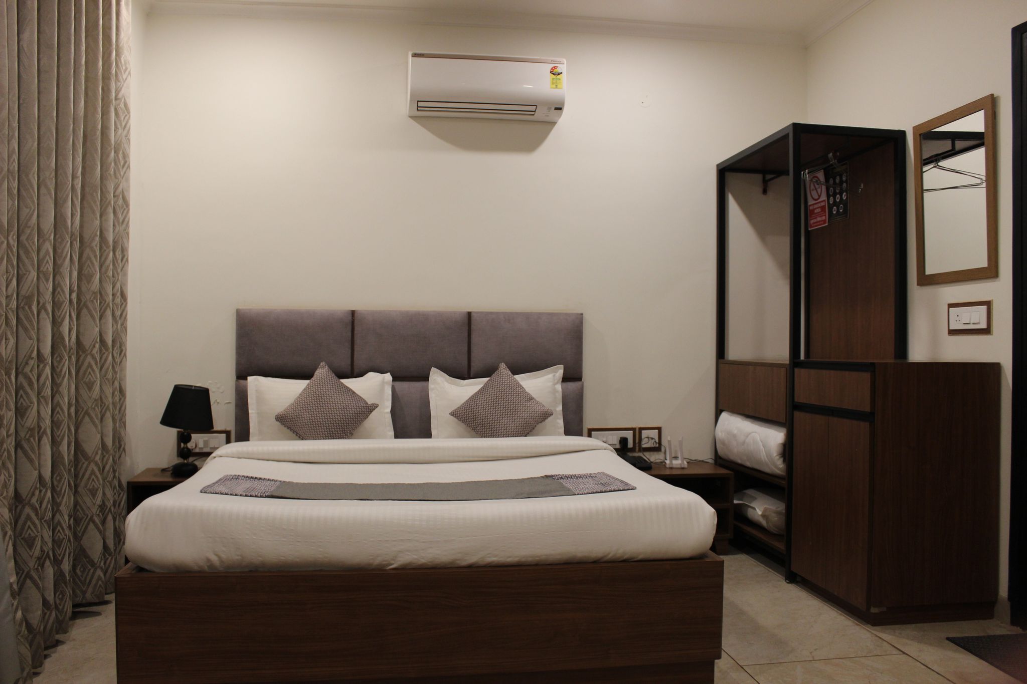Hotel Andies, Mohali Deluxe Double Room  6