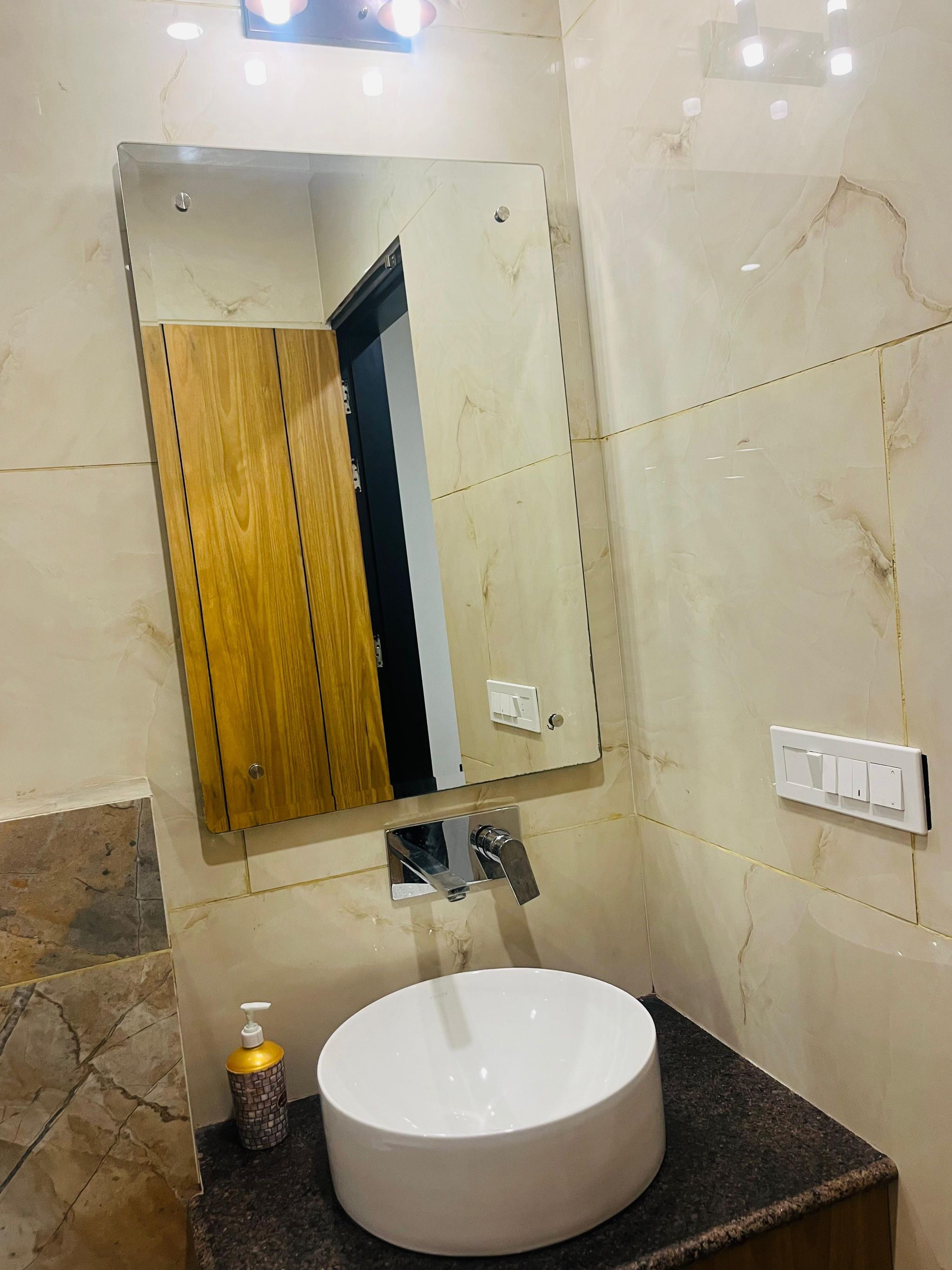 Hotel Andies, Mohali Deluxe Double Room  11