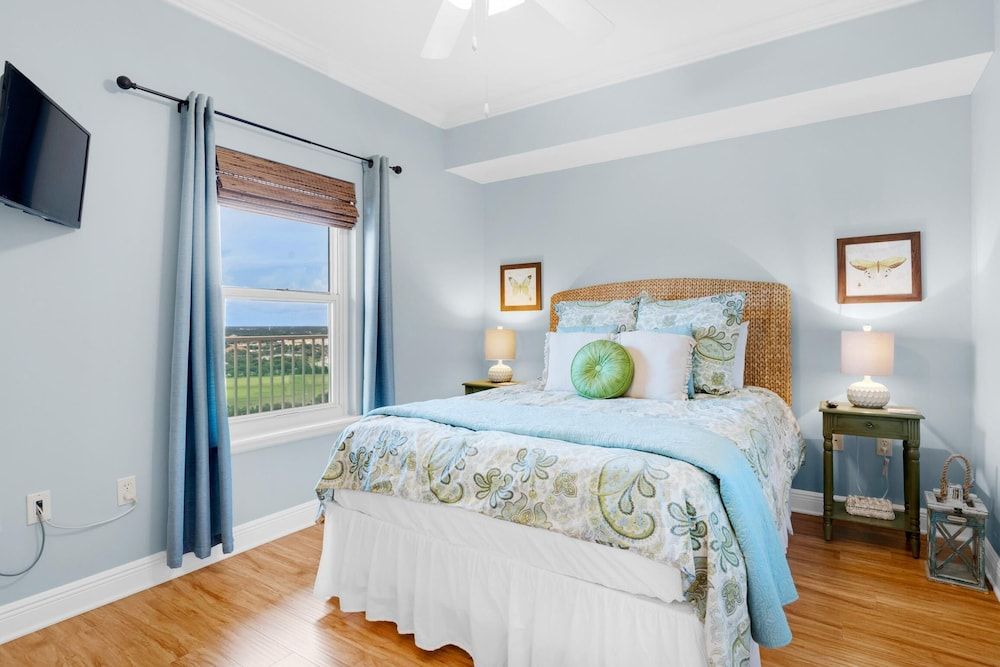 Condo, Multiple Beds (Ariel Dunes II 1703- Sea Ya Soon)