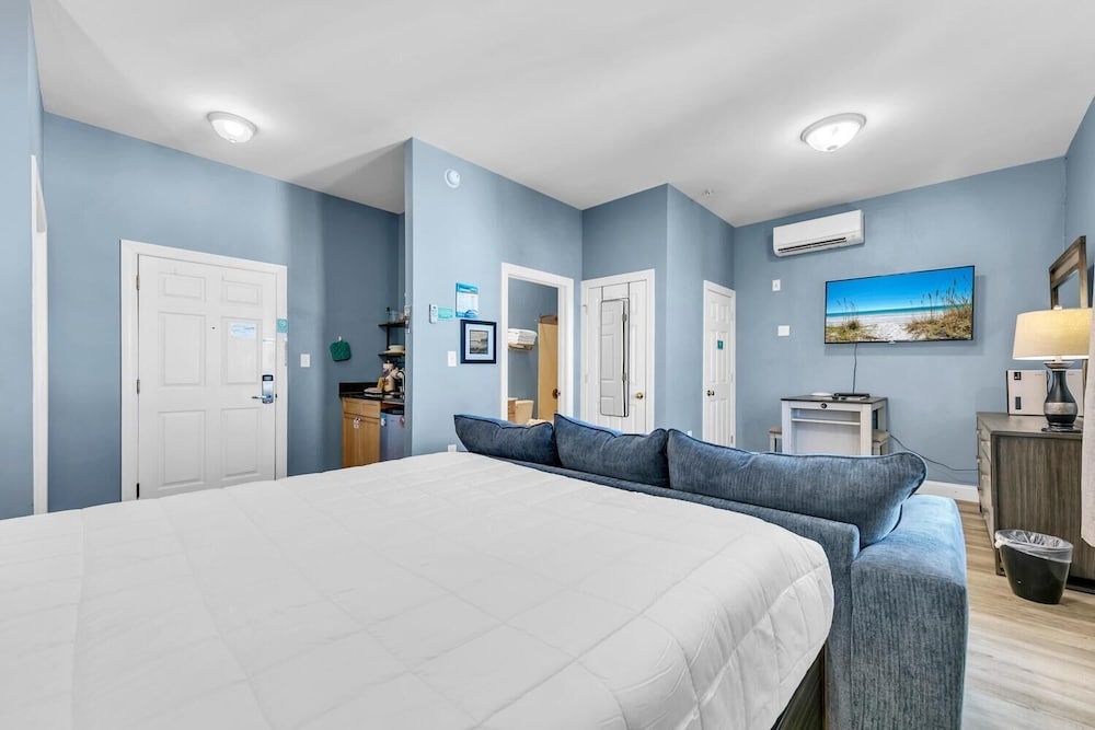 Studio, 1 Queen Bed (Village of South Walton B377-G)