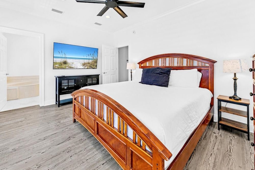 House, Multiple Beds (Bella Vita)
