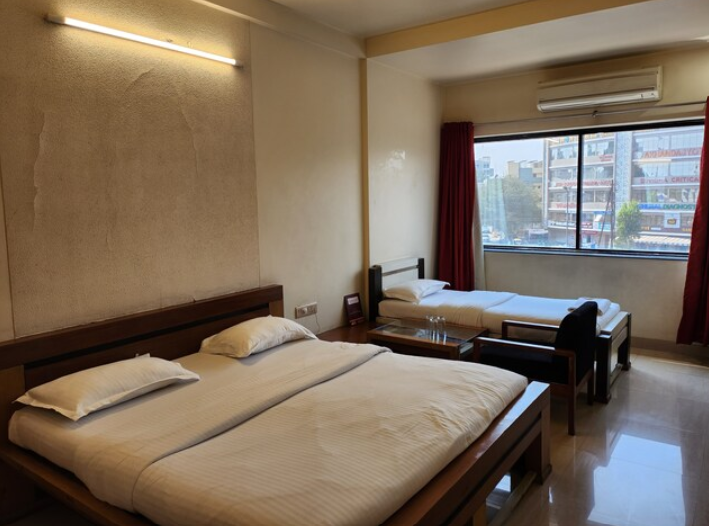 Standard room Triple