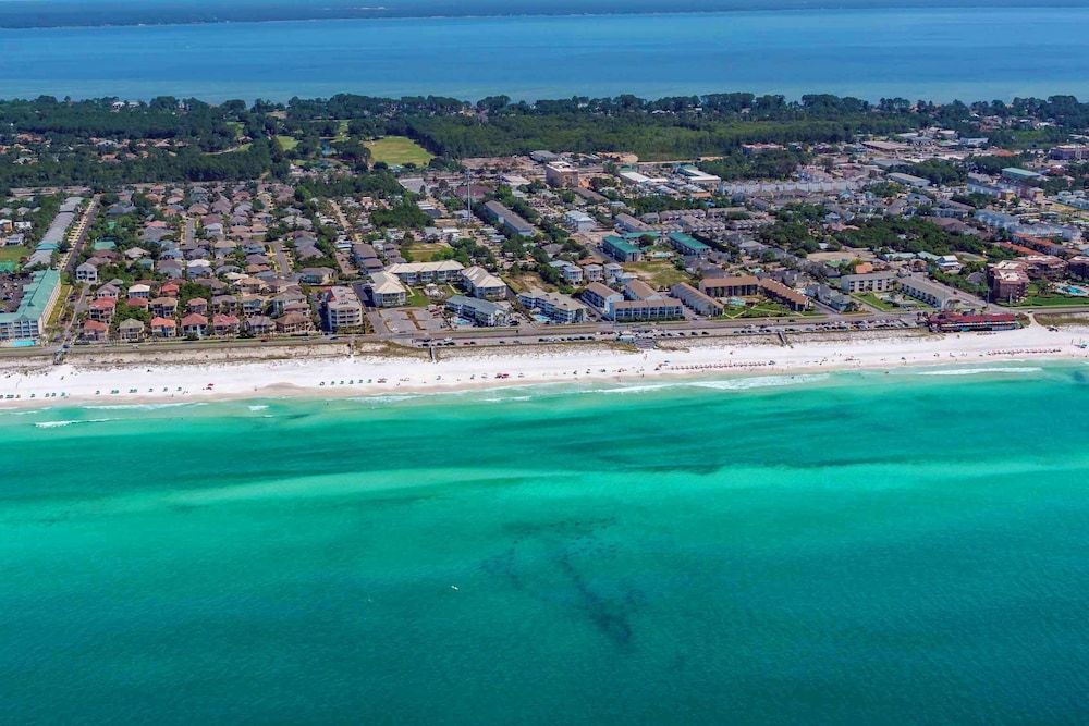 Condo, Multiple Beds (Grand Caribbean East 106)