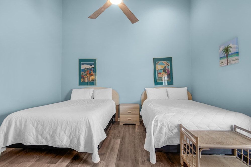 Townhome, Multiple Beds (Horizon South 51B)