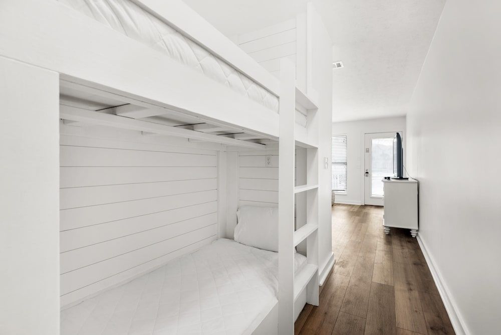 Condo, 1 King Bed with Sofa bed (Southwind A-3 - Fleur De Sea)