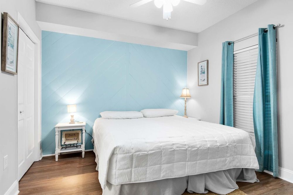 Condo, 1 King Bed with Sofa bed (Majestic Beach Towers 1-2205)