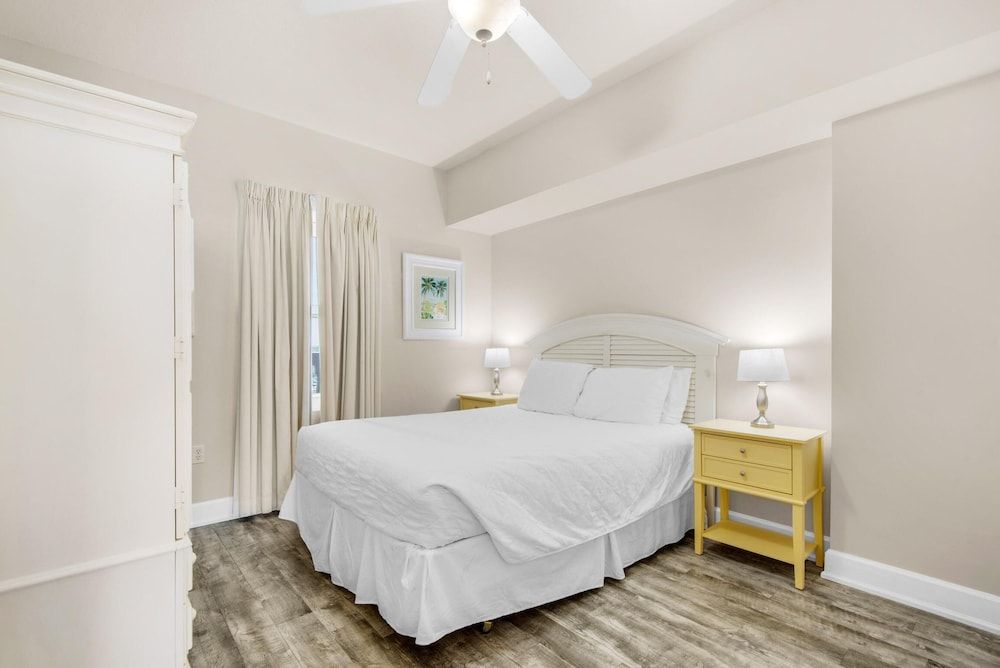 Condo, Multiple Beds (Sunrise Beach #903)