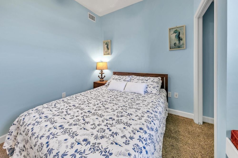 Condo, Multiple Beds (Sterling Reef 1904- Penthouse)