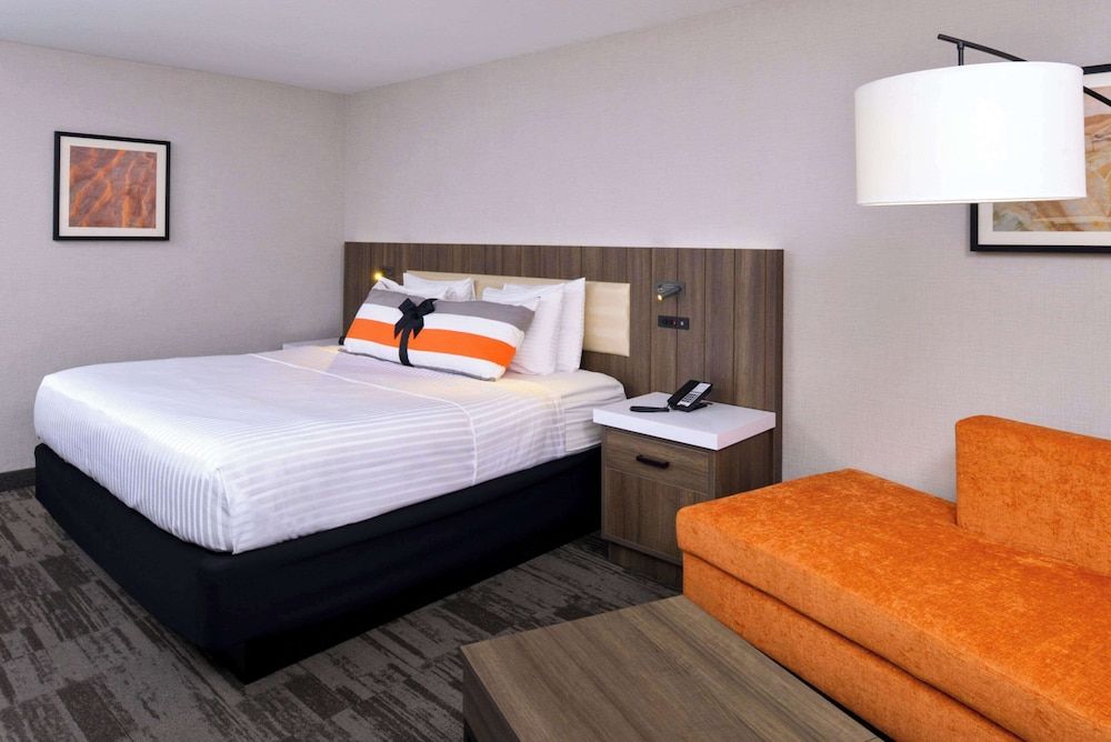 Standard Room, 1 King Bed, Non Smoking