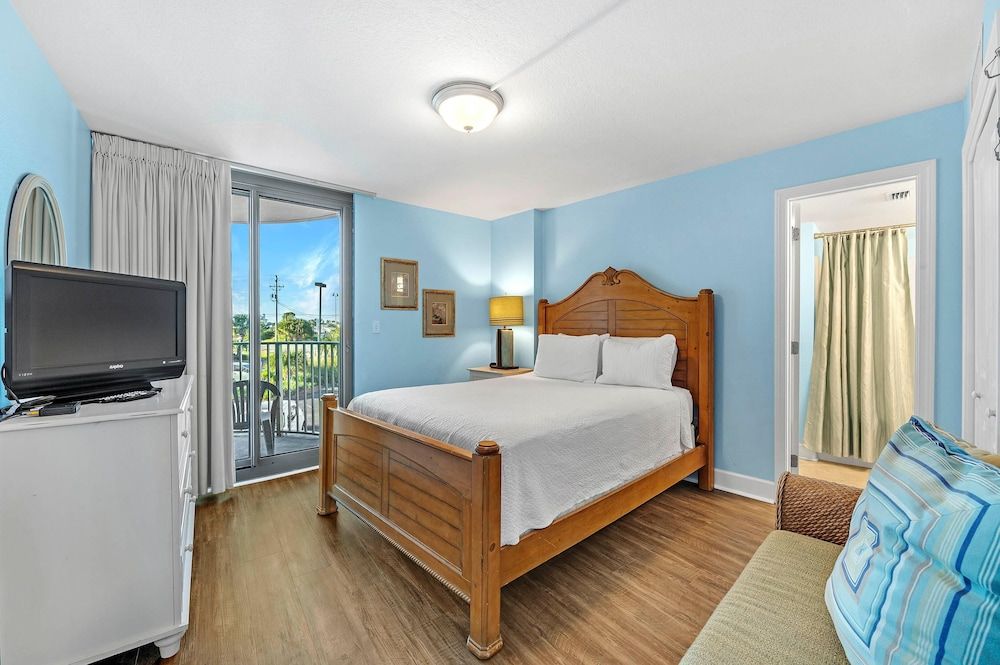 Condo, Multiple Beds (Perdido Towers West 107)