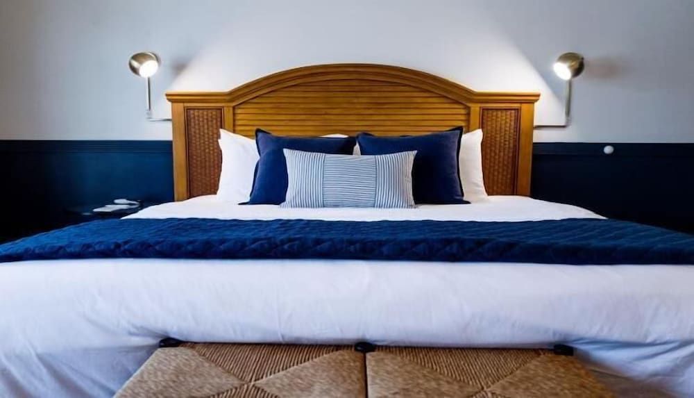 Widows Walk Suite