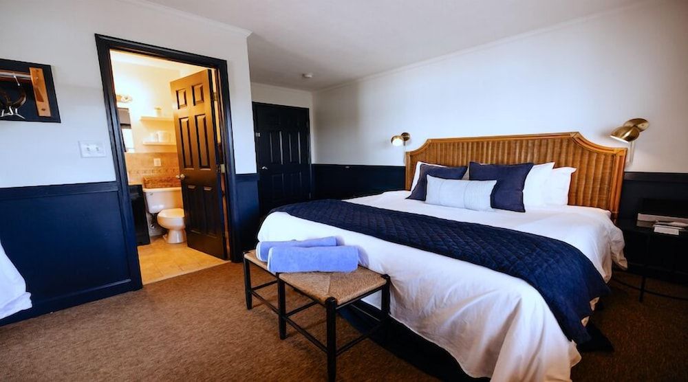 Waterfront Suite