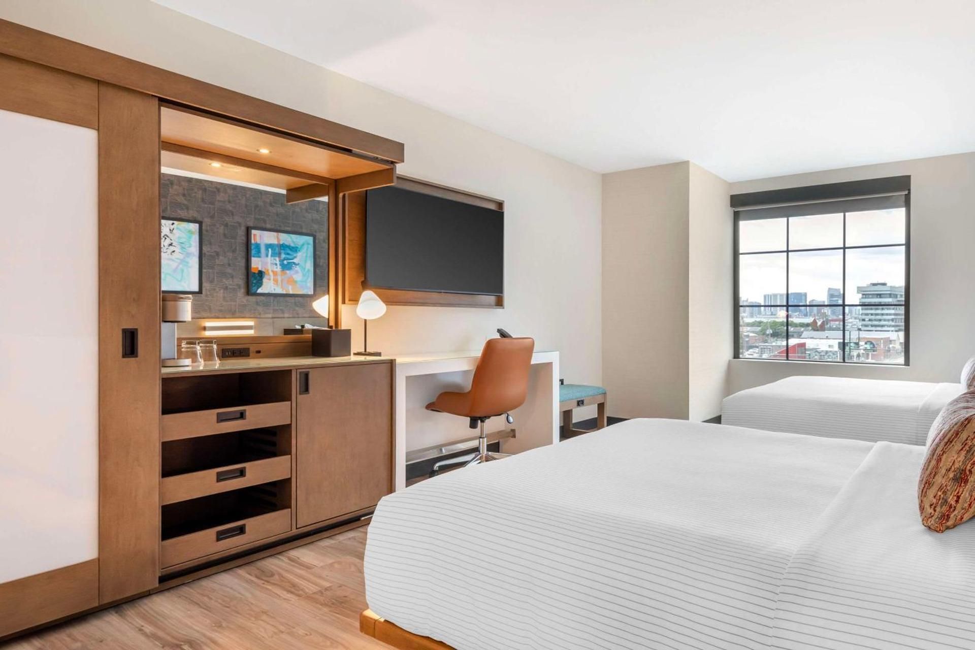 Queen Room with Two Queen Beds with Accessible Tub/Non Smoking