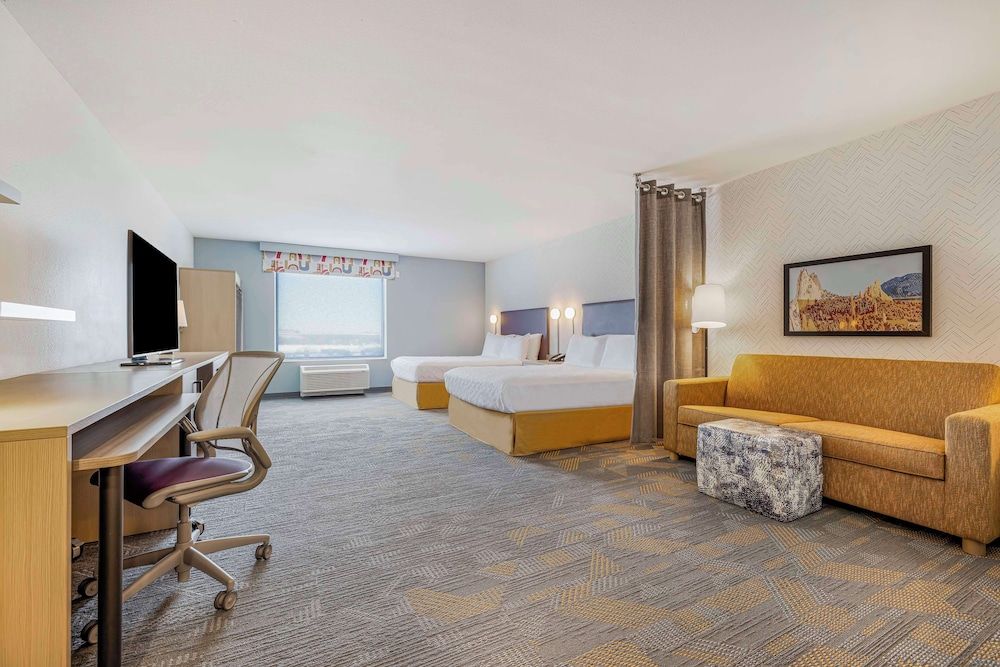Home2 Suites By Hilton Colorado Springs Airport Studio Suite, 2 Queen Beds, Accessible, Bathtub