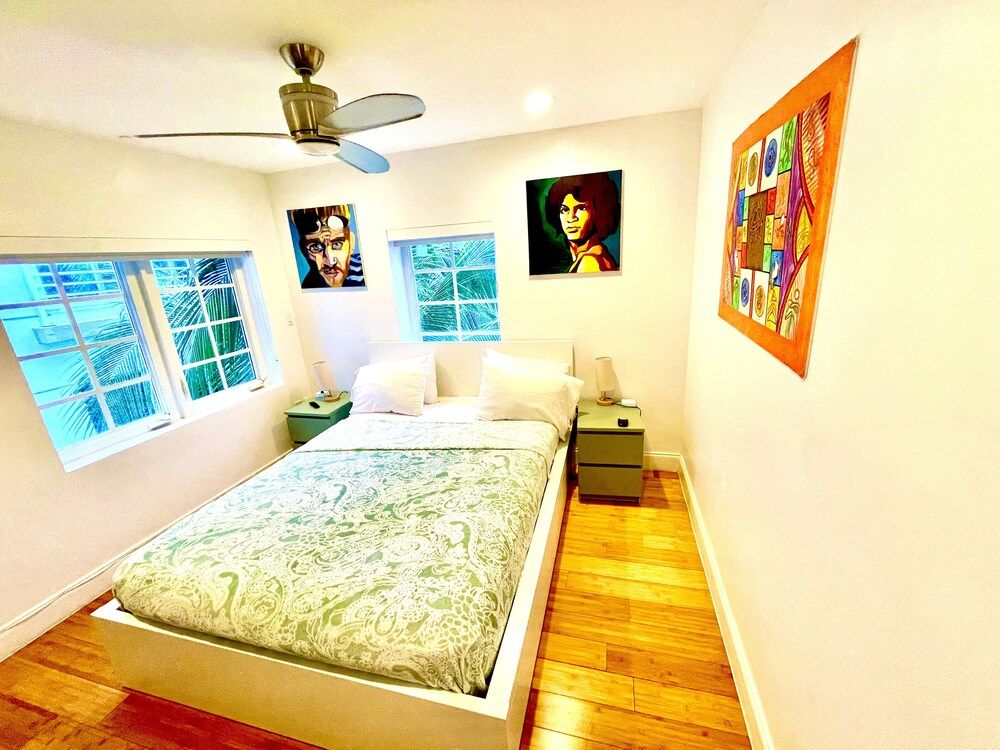 12 GUESTS ELEGANT SOUTH BEACH SUITE