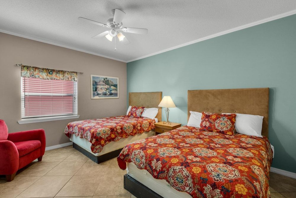 Apartment, Multiple Beds (Villas on the Gulf unit J1)