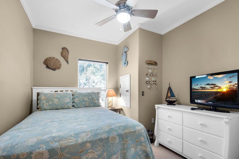 Townhome, Multiple Beds (House of the Blues)