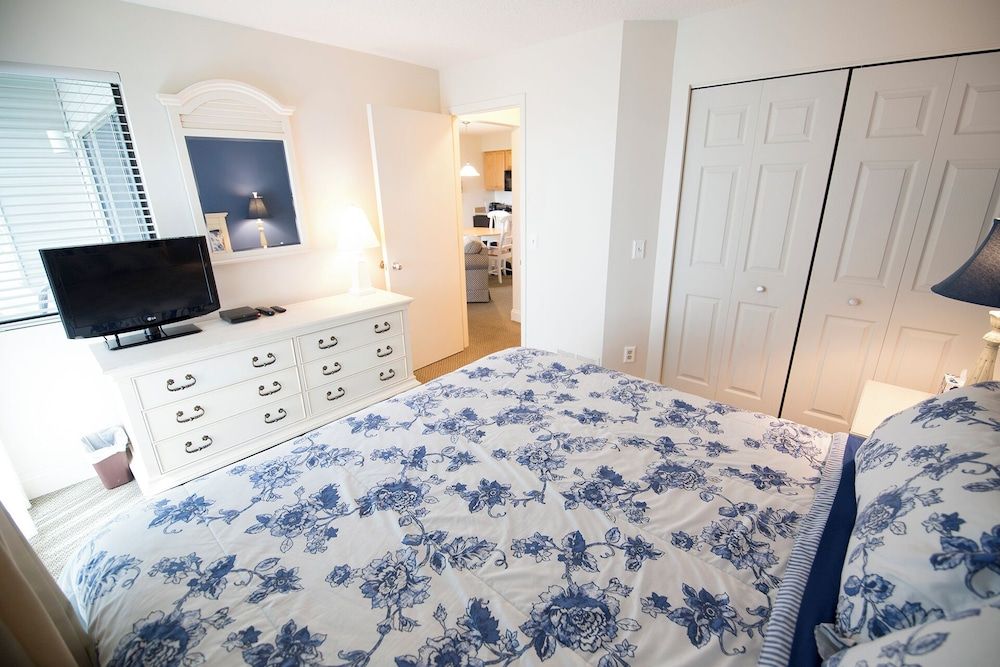 Deluxe Condo, 1 King Bed