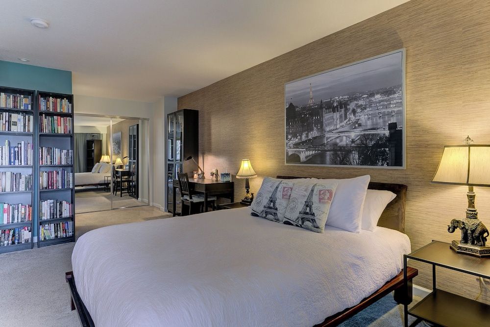 Signature Condo, 1 Queen Bed (5)