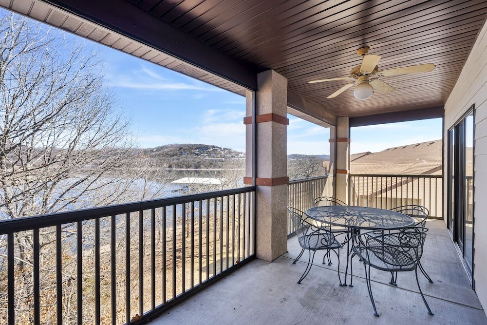 Rock Lane Resort & Marina Standard Condo, 2 Bedrooms, Lakeside 10