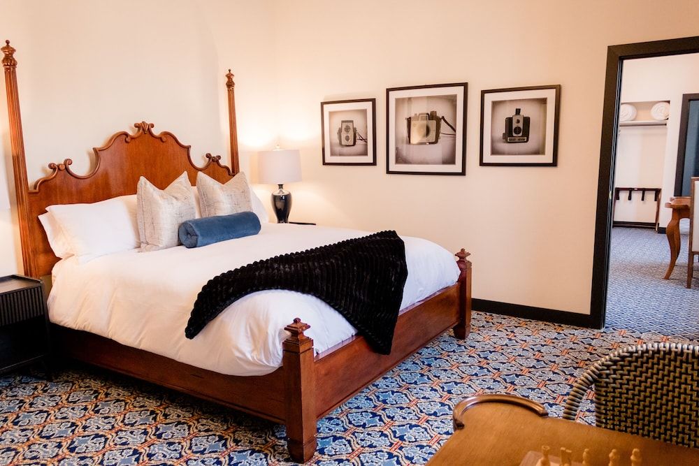 Speakeasy Suites Family Double Room, 2 Bedrooms, City View 2