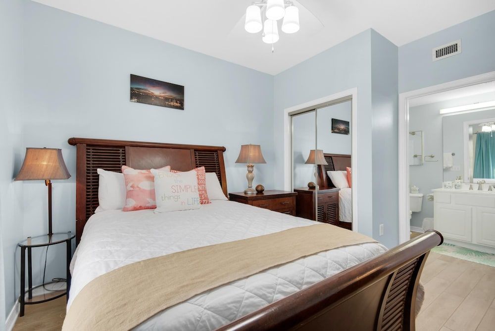 South Harbour 4E