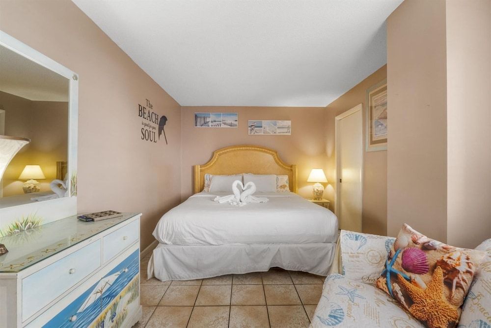 Condo, Multiple Beds (Moondrifter 207)