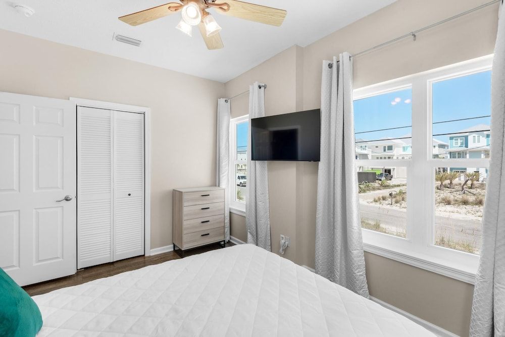 House, Multiple Beds (Nautilus)