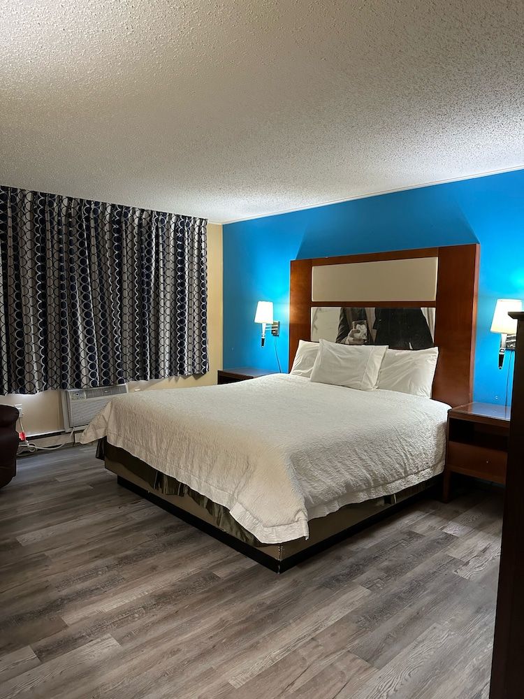 Mountain Inn Standard Single Room 3