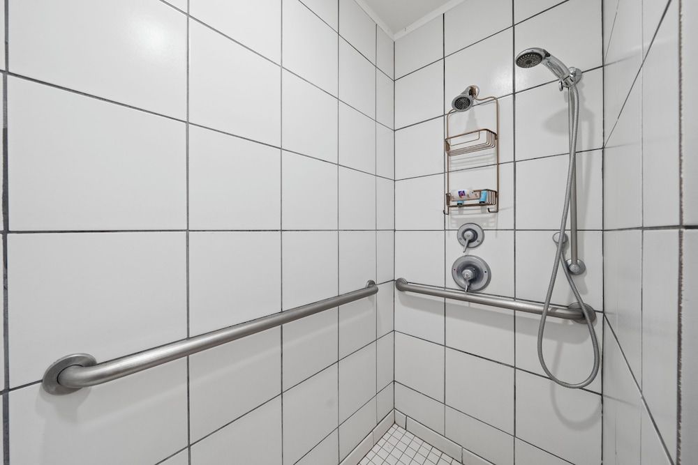 Motel 6 Clarkston, WA Standard Room, 2 Queen Beds, Accessible, Non Smoking 9