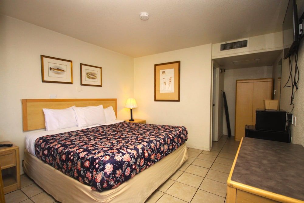 Apple Inn and Suites