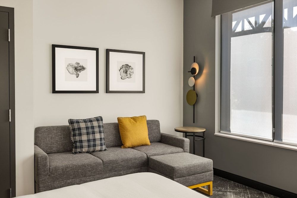 Studio, 1 King Bed with Sofa bed, Non Smoking