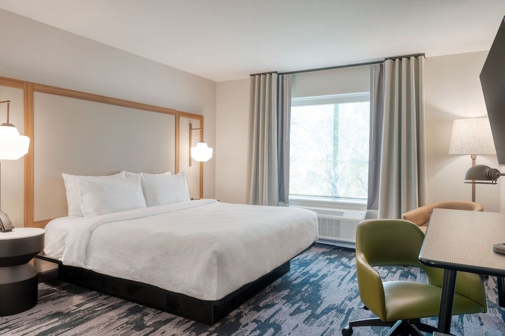 Standard Room, 1 King Bed, Non Smoking