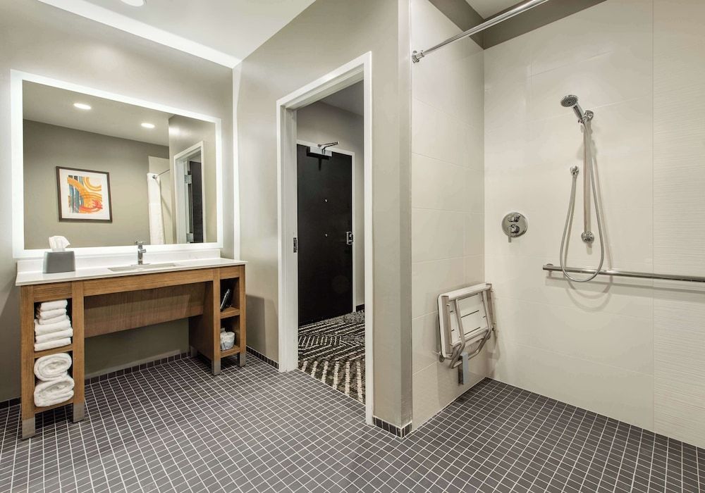 Hyatt House BWI Airport Baltimore Room, 2 Queen Beds, Accessible 4