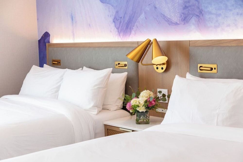 Iris Hotel Boston Double or Twin Room 4