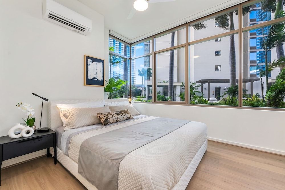 Condo, 2 Bedrooms