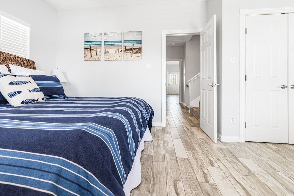 House, Multiple Beds, Patio (Blue Fin House)