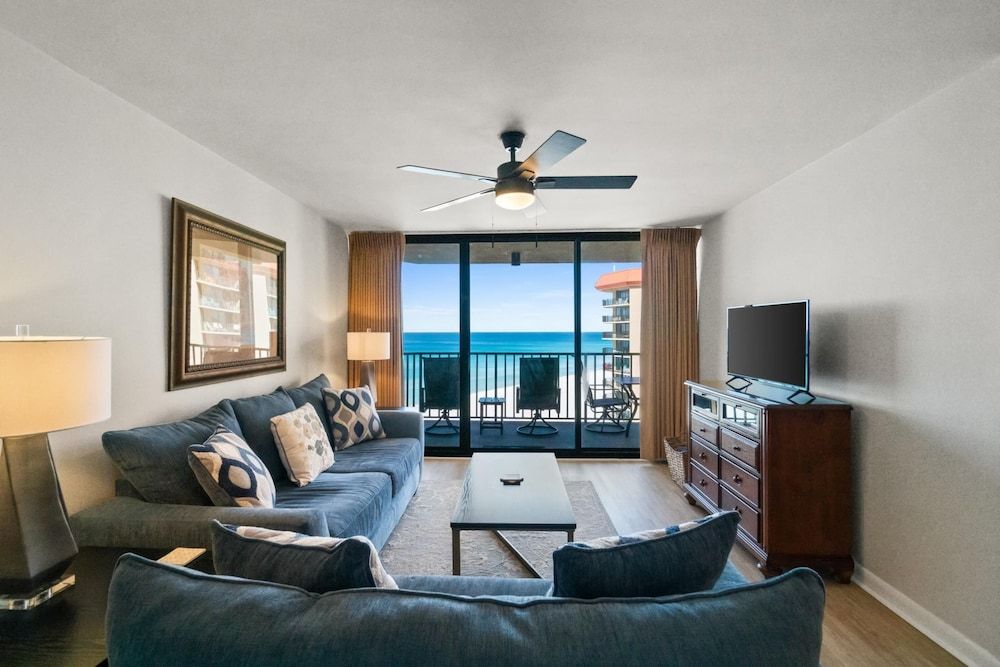 Condo, 2 Bedrooms, Ocean View (909B)
