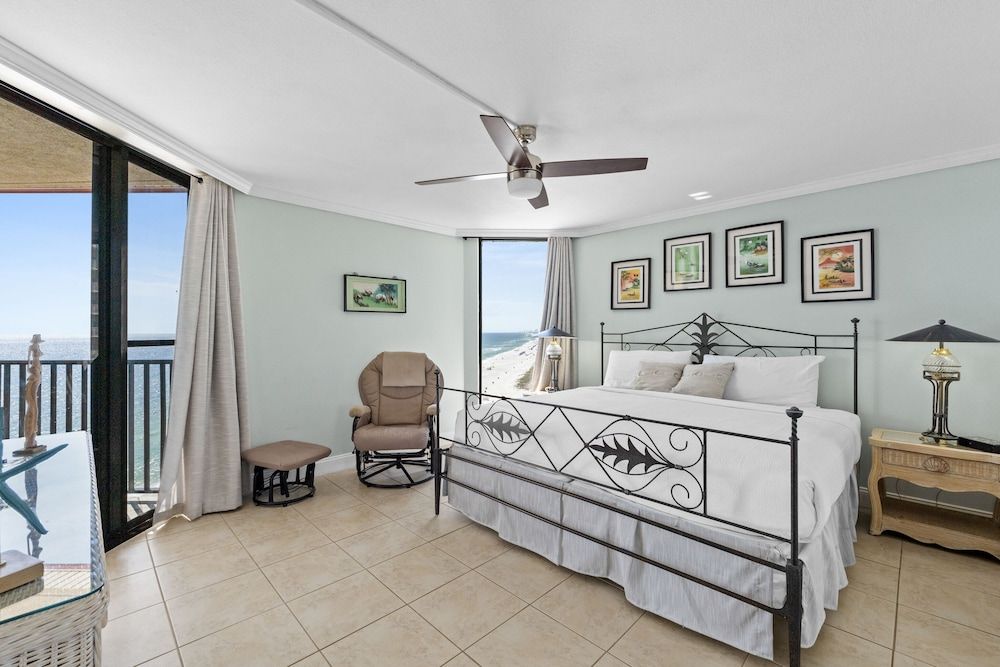 Condo, 2 Bedrooms, Ocean View (1115C)