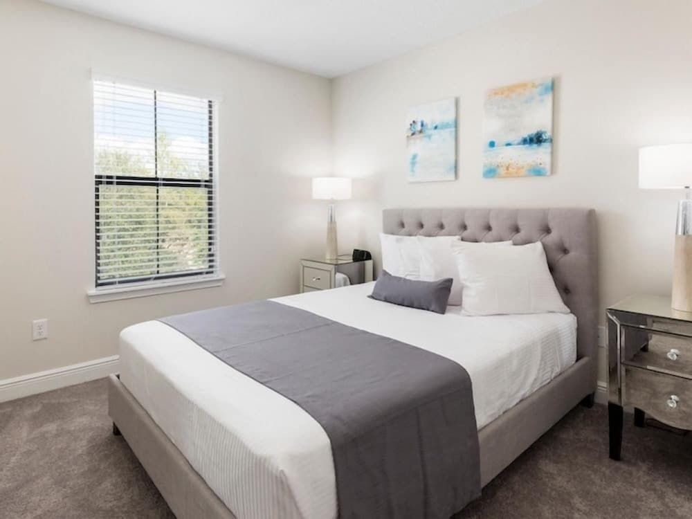 Condo, 3 Bedrooms