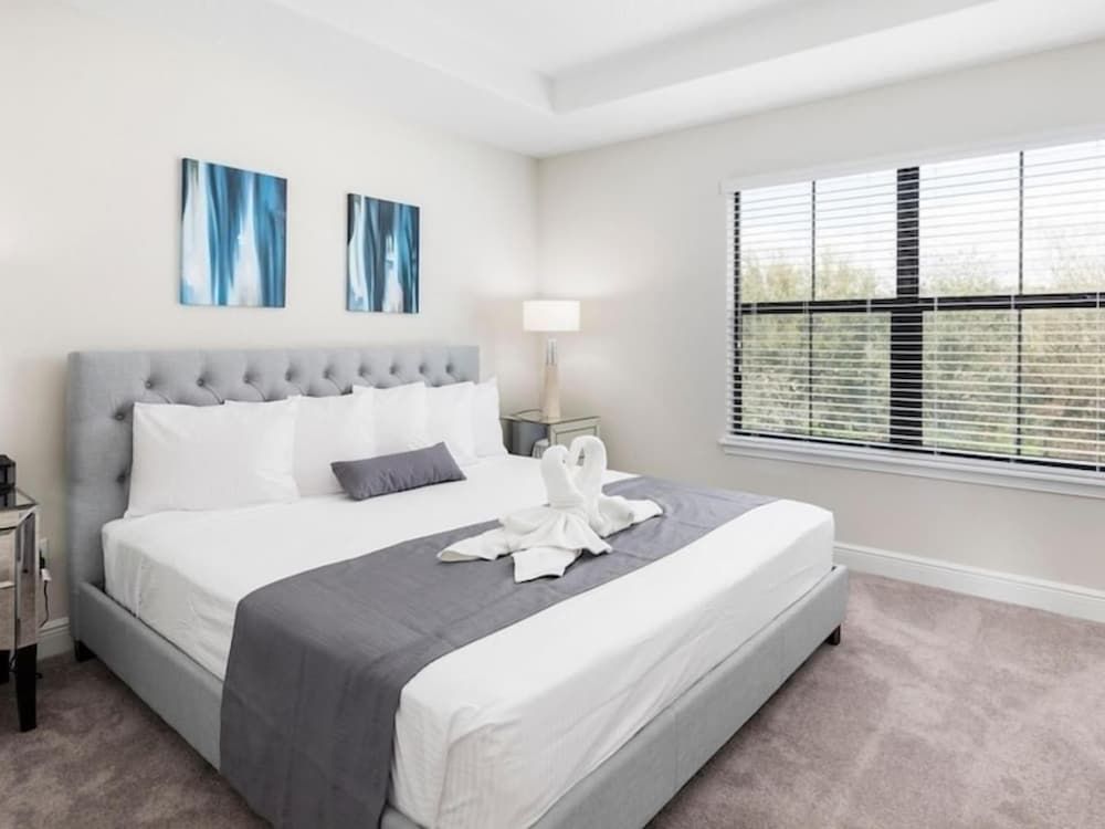 Townhome, 2 Bedrooms