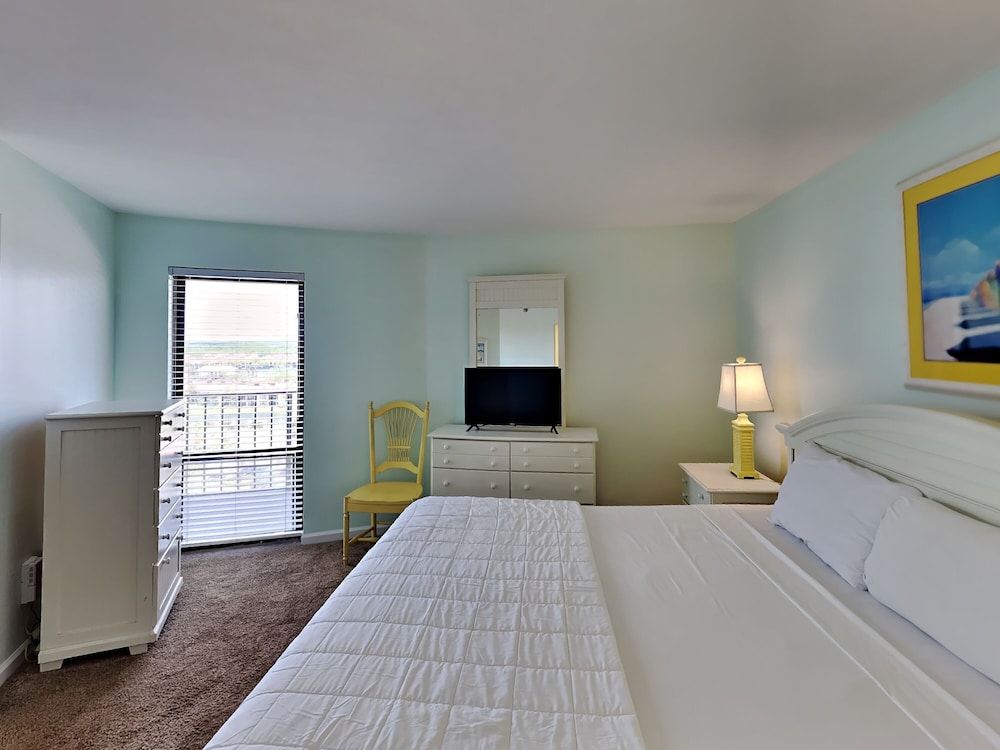 Condo, Multiple Beds, Balcony, Ocean View (#910 - No Pets Allowed)