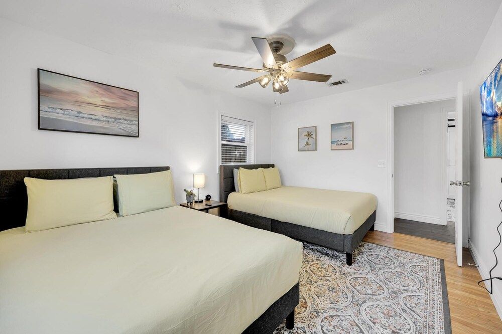 Seaside Paradise - Pool Hottub Game Room House 9