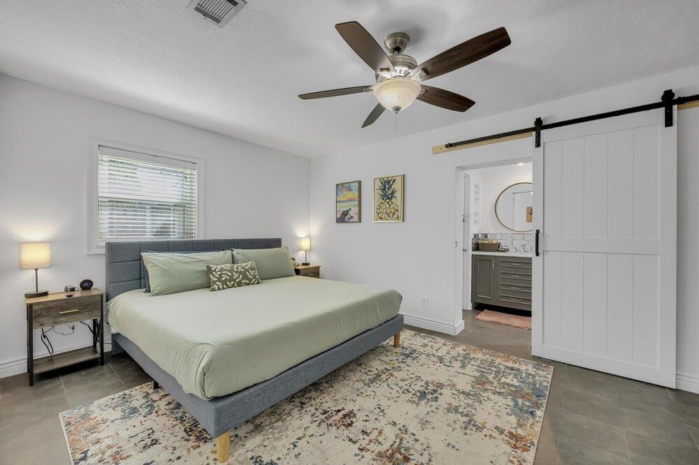 Seaside Paradise - Pool Hottub Game Room House