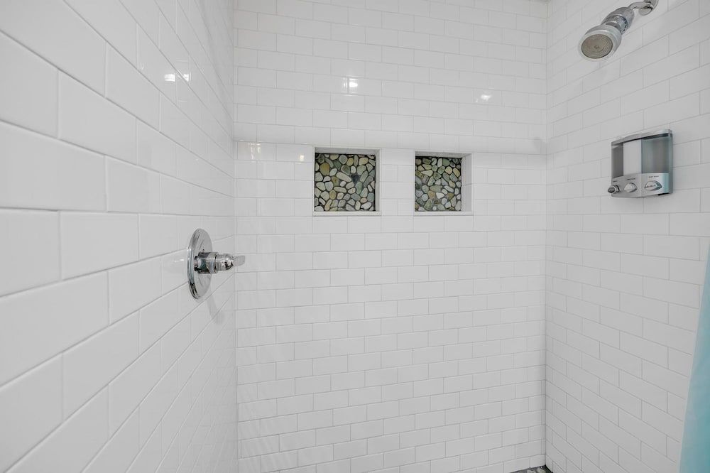 Seaside Paradise - Pool Hottub Game Room House 24