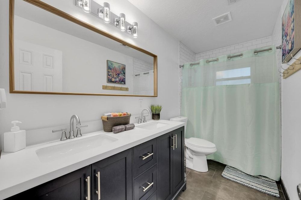 Seaside Paradise - Pool Hottub Game Room House 25