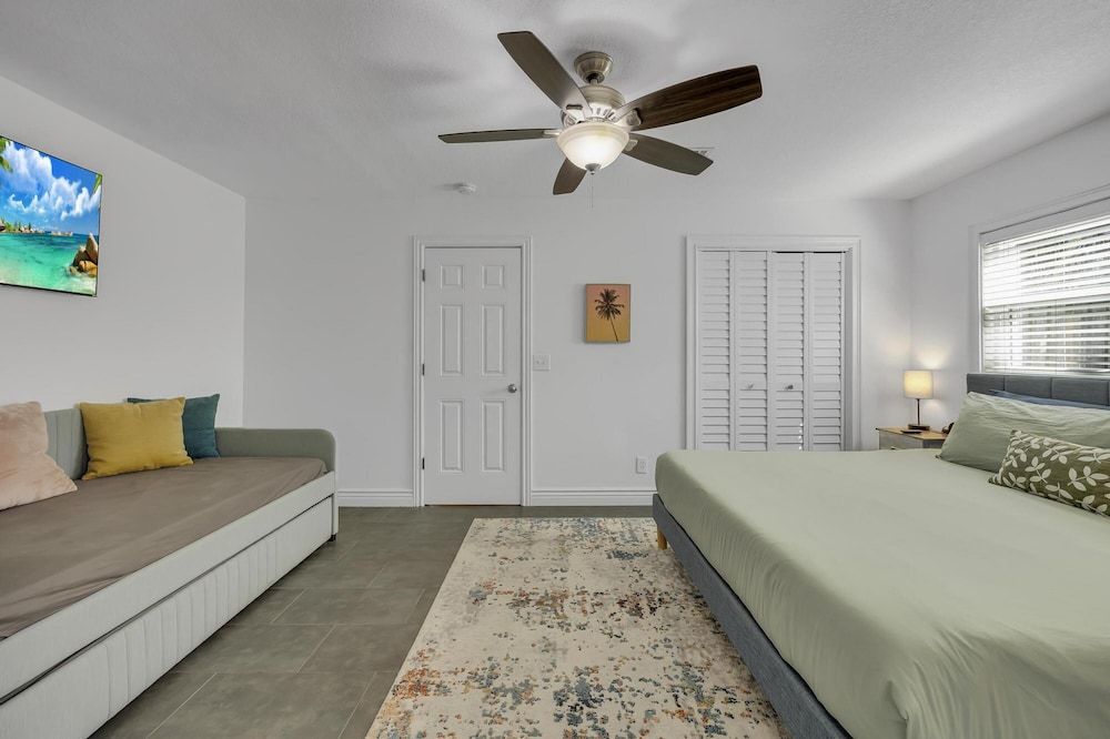 Seaside Paradise - Pool Hottub Game Room House 28