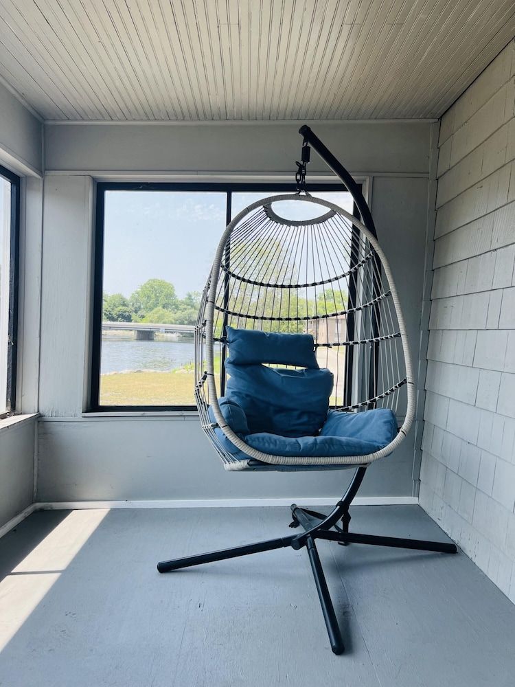 Riverfront Kayaks Bay Access Sleeps 15 House 19