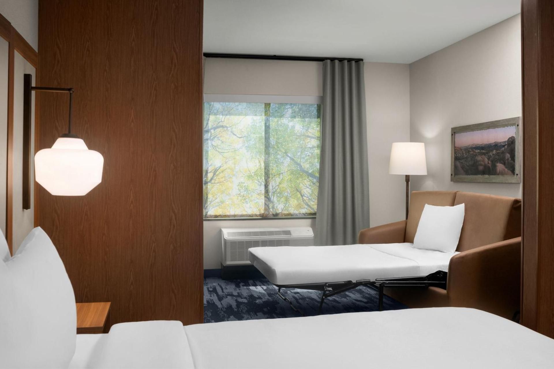 King Suite with Sofa Bed and Adapted Tub - Mobility Accessible